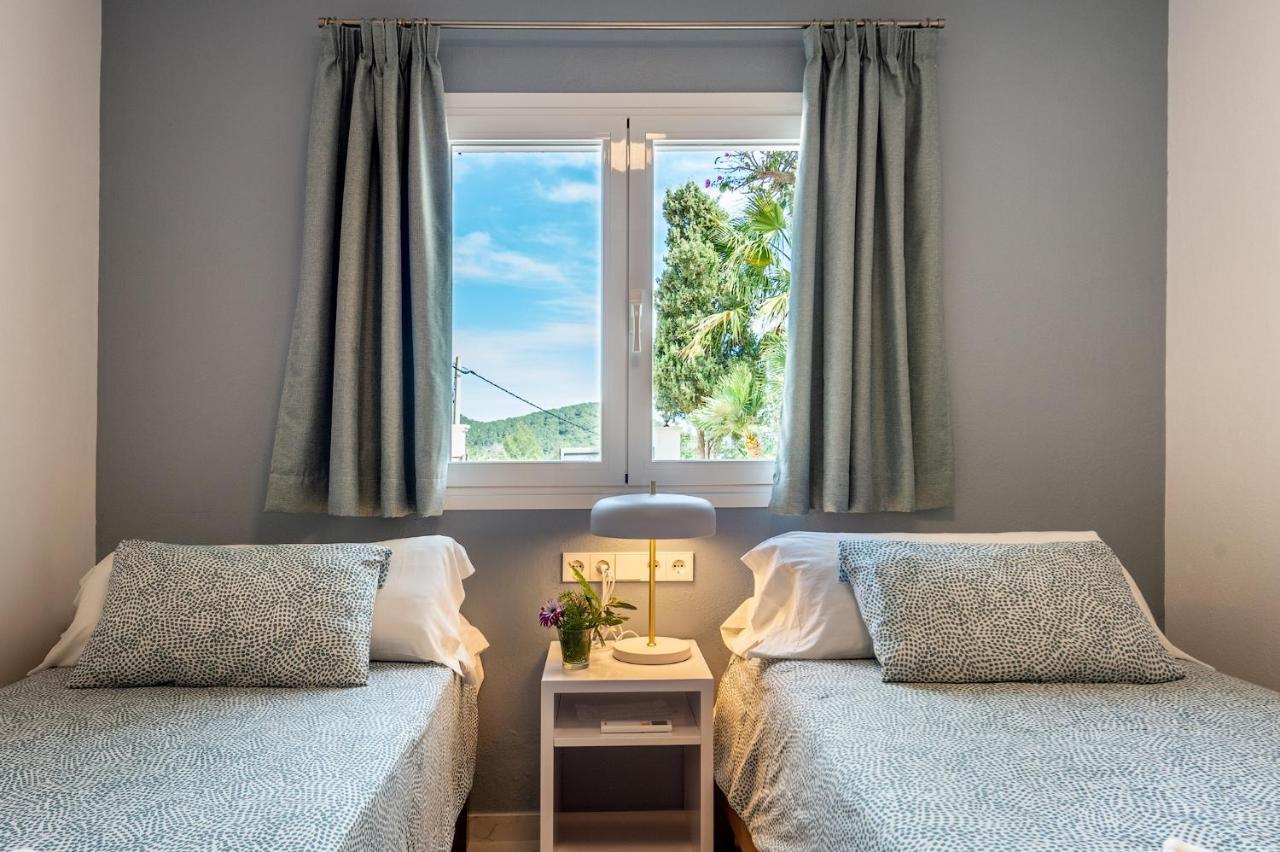 Villa Can Joan I - Fantastic Sunset Views And Family Friendly - Sant Antoni de Portmany Exterior foto