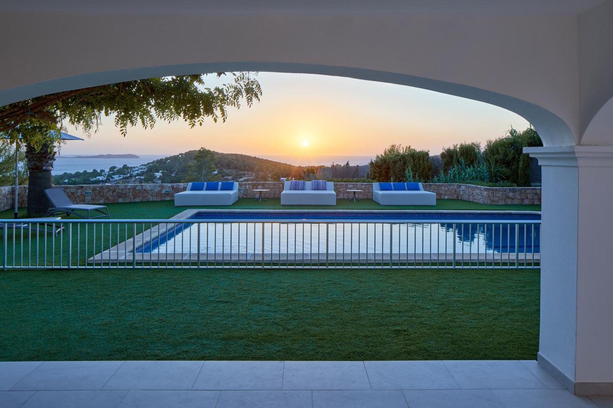 Villa Can Joan I - Fantastic Sunset Views And Family Friendly - Sant Antoni de Portmany Exterior foto